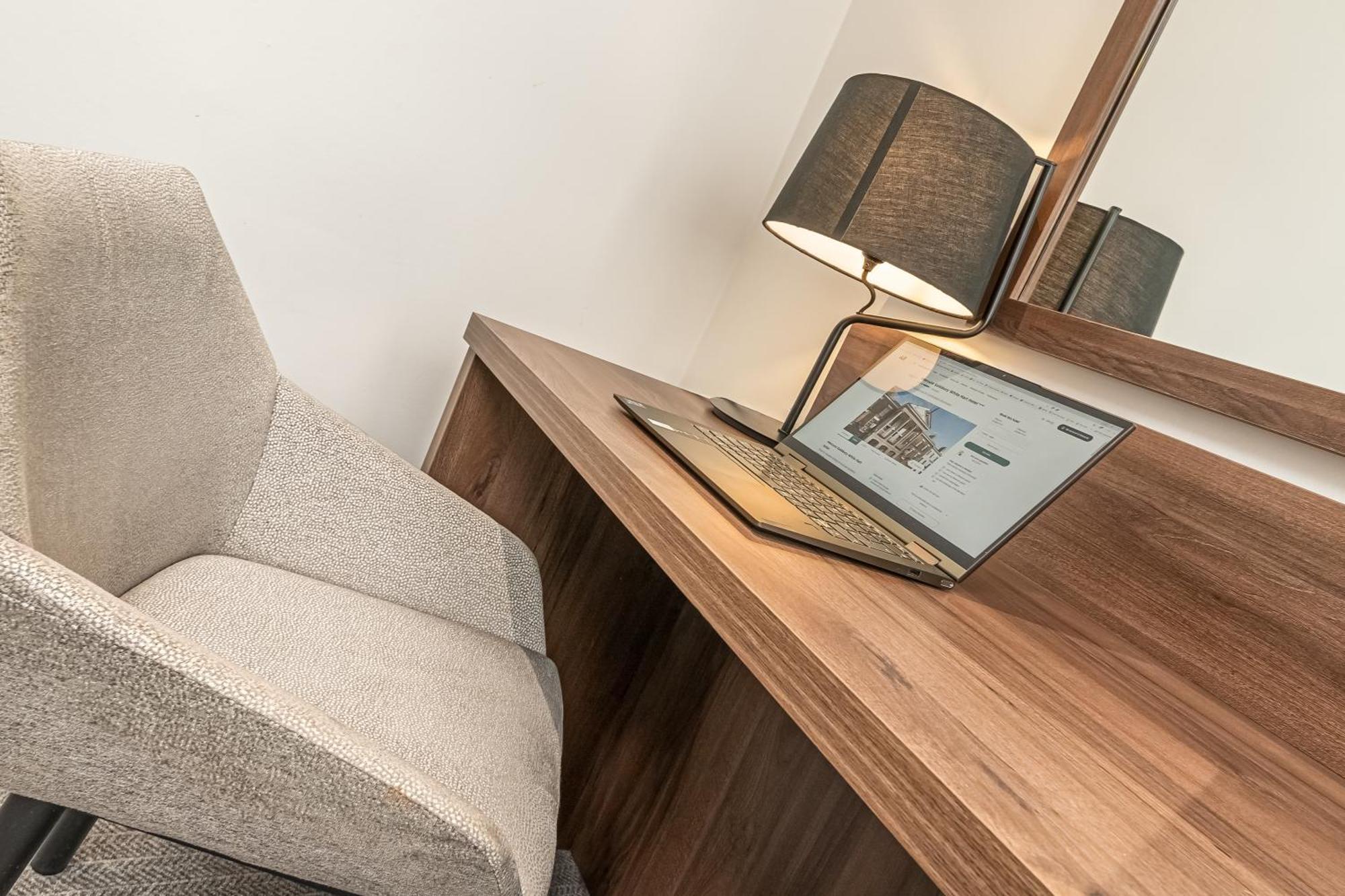 Mercure Salisbury White Hart Hotel & Apartments Kültér fotó
