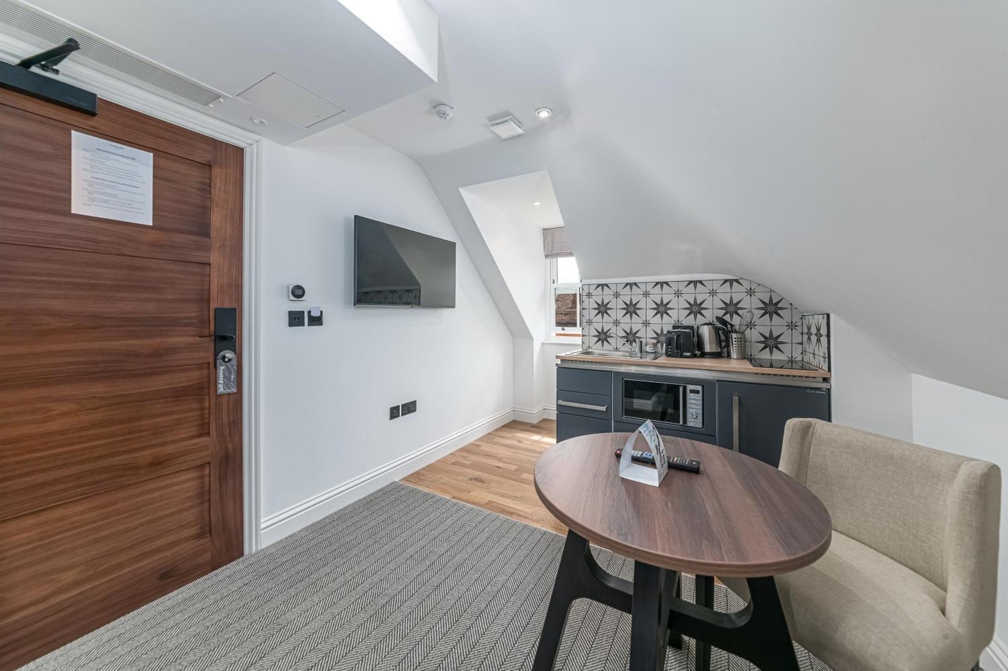 Mercure Salisbury White Hart Hotel & Apartments Kültér fotó